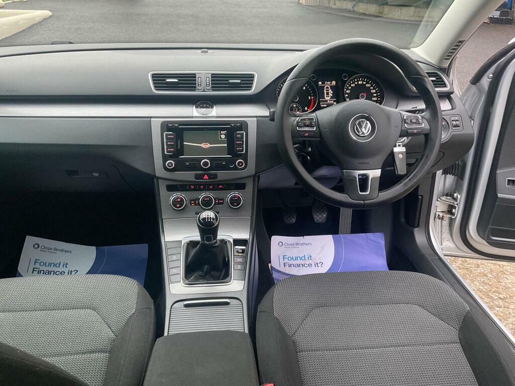 Volkswagen Passat S Silver #19