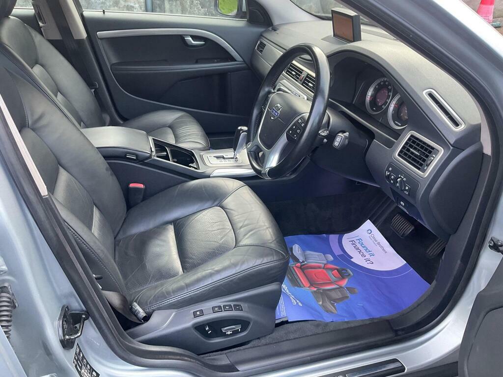 Volvo V70 D5 Se Black #19