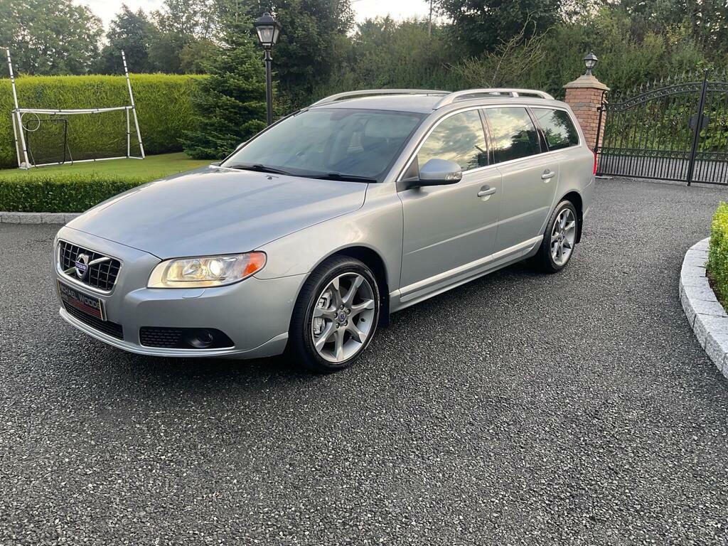 Volvo V70 D5 Se Black #7