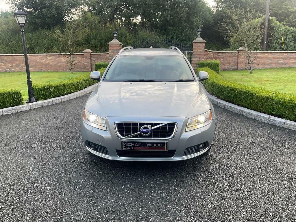 Volvo V70 2.0 D3 Se Lux Geartronic Euro 5 Silver #6