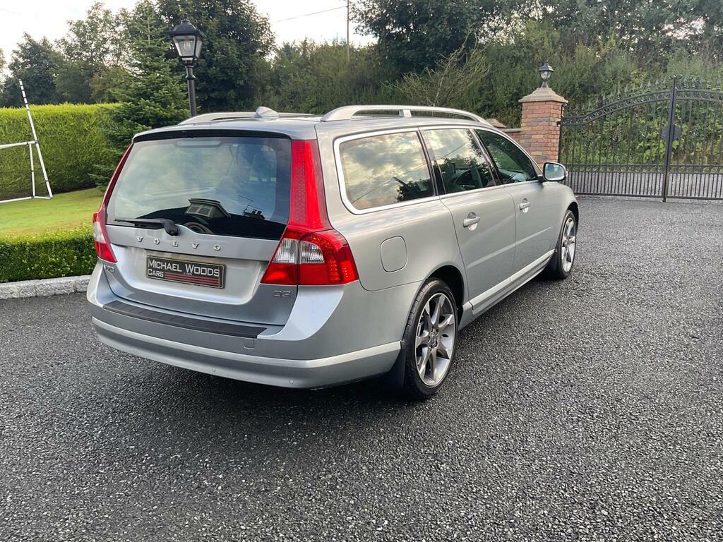 Volvo V70 2.0 D3 Se Lux Geartronic Euro 5 Silver #3