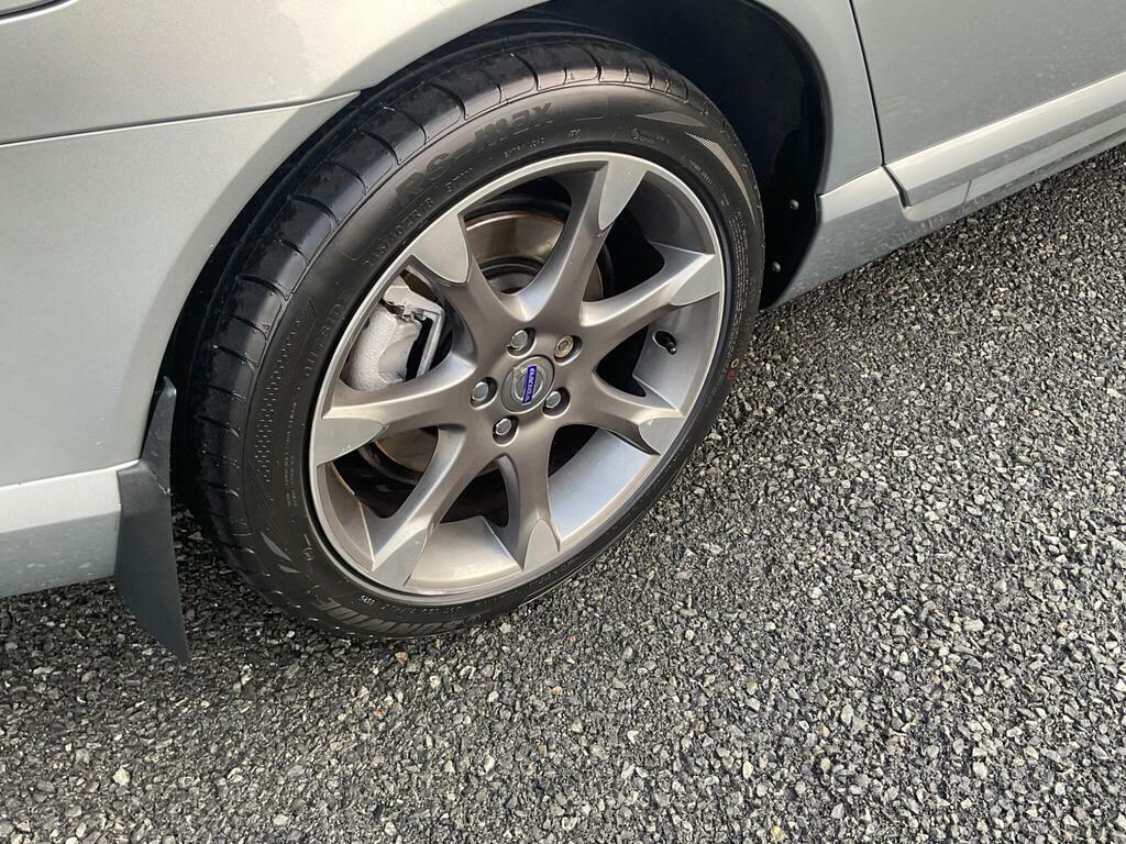 Volvo V70 D5 Se Black #8