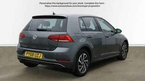 Volkswagen Golf Match Tsi PY68UZJ #4
