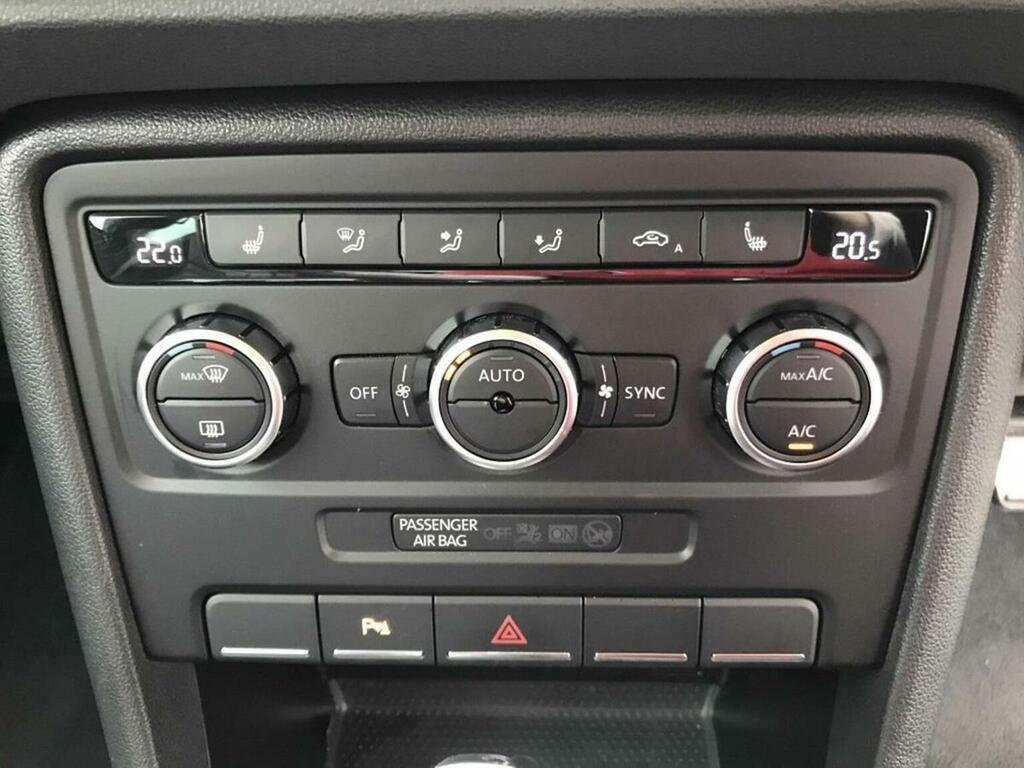 Volkswagen Beetle 1.2 Auto White #19