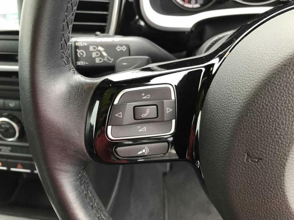 Volkswagen Beetle 1.2 Auto White #23