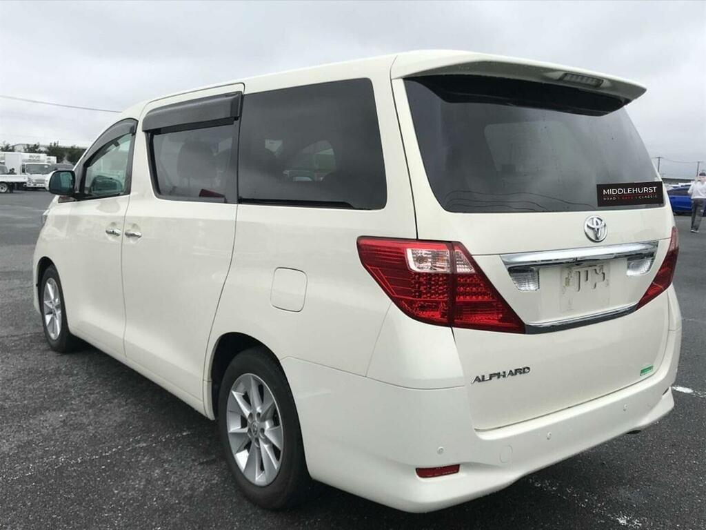 Toyota Alphard 2.4 240G 7 Seater White #3