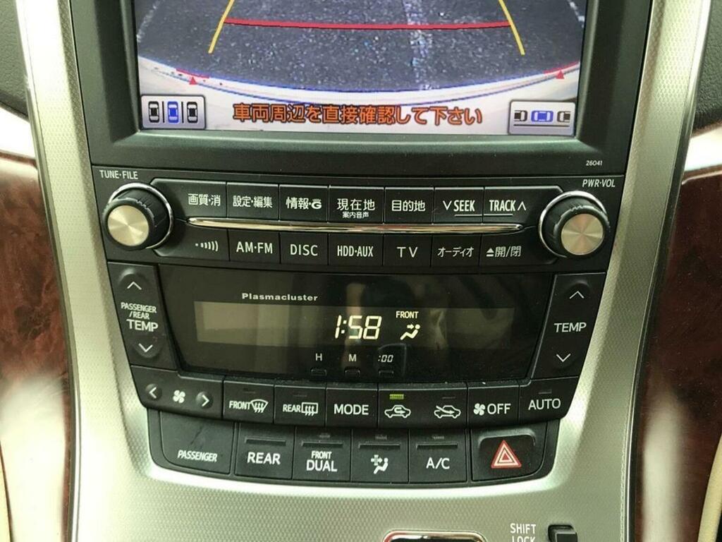 Toyota Alphard  White #20