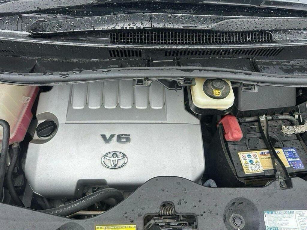 Toyota Vellfire White #19