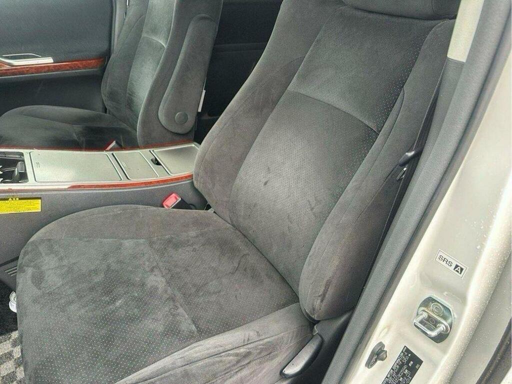 Toyota Vellfire White #12