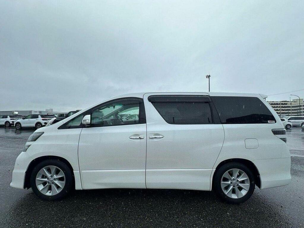 Toyota Vellfire 3.5Z 7 Seater White #5