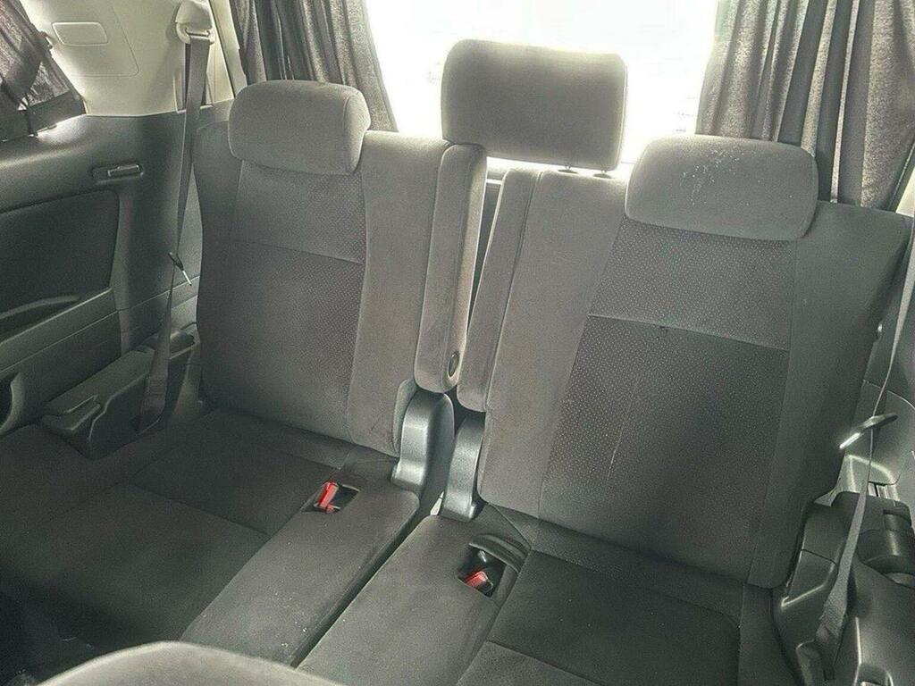 Toyota Vellfire White #17
