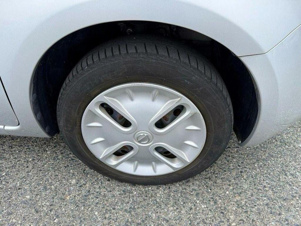 Nissan Cube 15X Cvt Silver #6