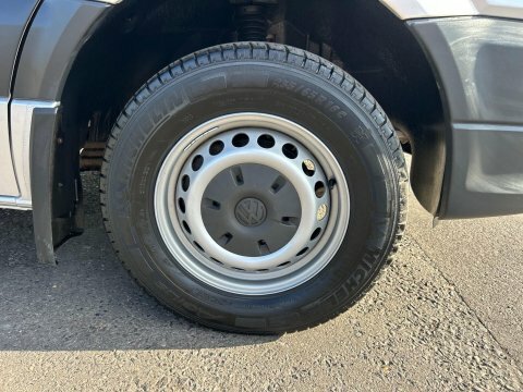 Volkswagen Crafter 2L Null White #29