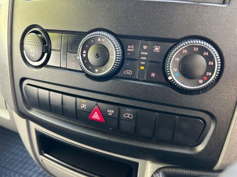 Volkswagen Crafter 2L Null White #15