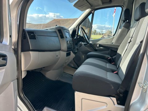 Volkswagen Crafter 2L Null White #12