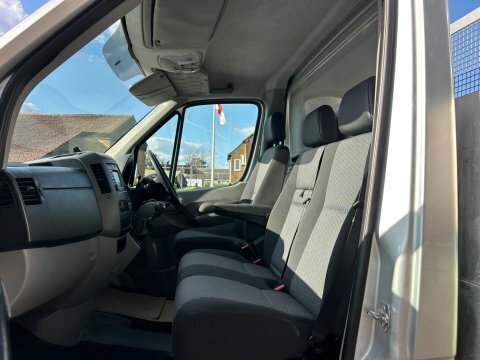 Volkswagen Crafter 2L Null White #13