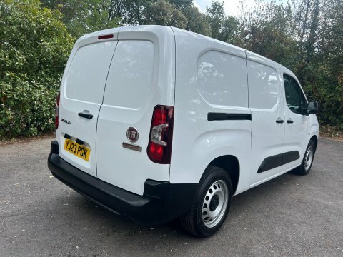 Fiat Doblo 1.5 Bluehdi 1000Kg White #4