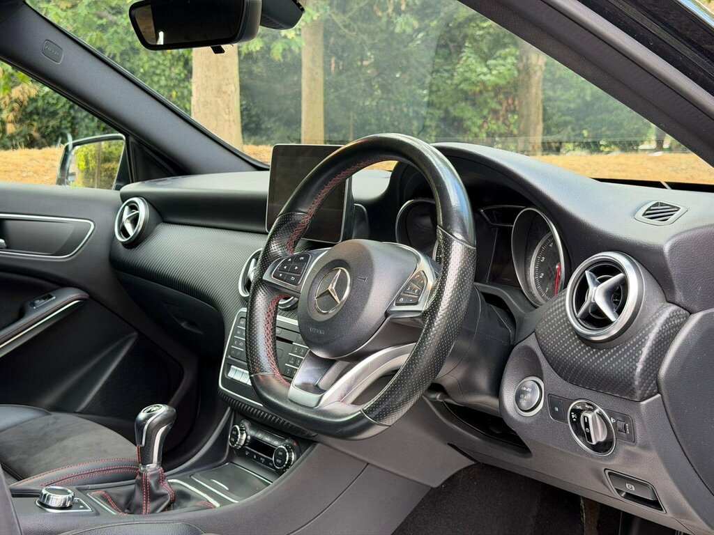 Mercedes-Benz A Class A 180 Amg Line White #10