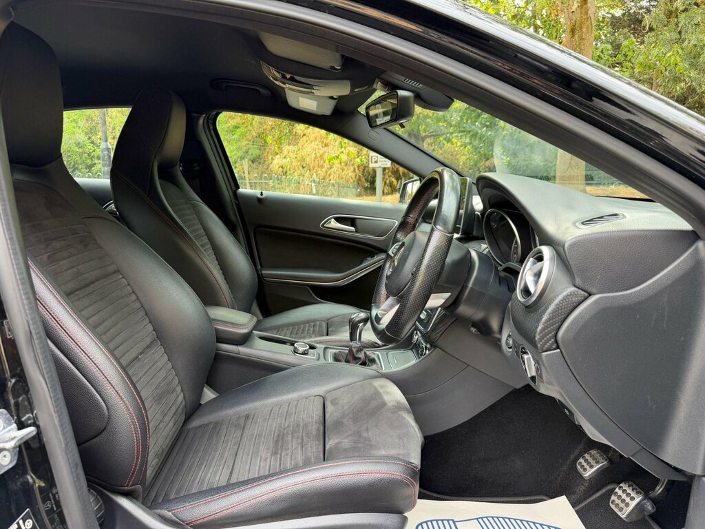 Mercedes-Benz A Class A 180 Amg Line White #13
