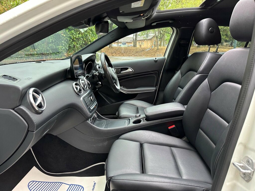 Mercedes-Benz A Class Hatchback Black #16