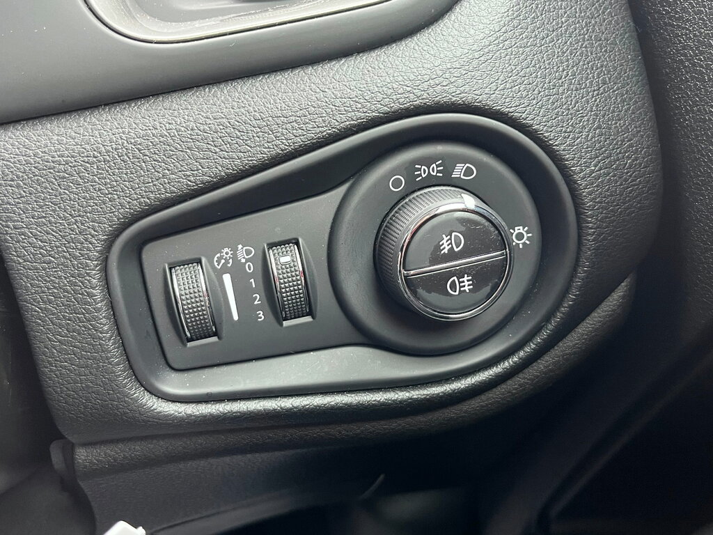 Jeep Renegade Renegade Night Eagle Red #41