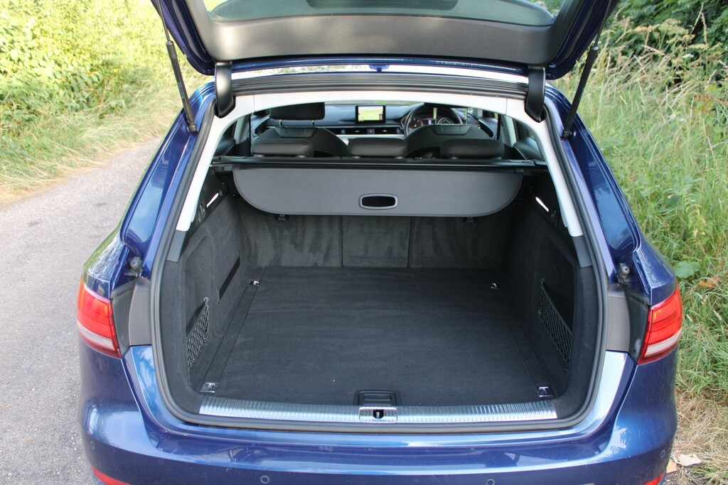 Audi A4 Avant 2L Null Black #21