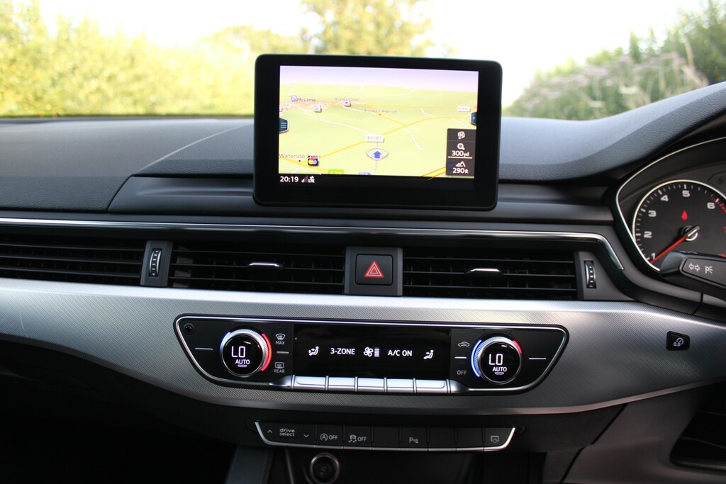 Audi A4 Avant 2L Null Black #17