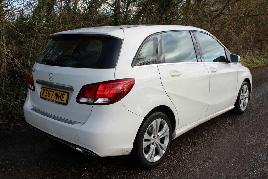 Mercedes-Benz B Class 1.5 B180d Sport KS67NHE White #3
