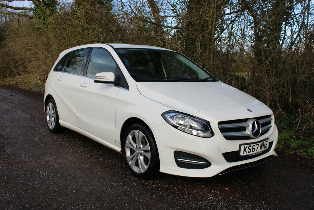 Mercedes-Benz B Class 1.5 B180d Sport White