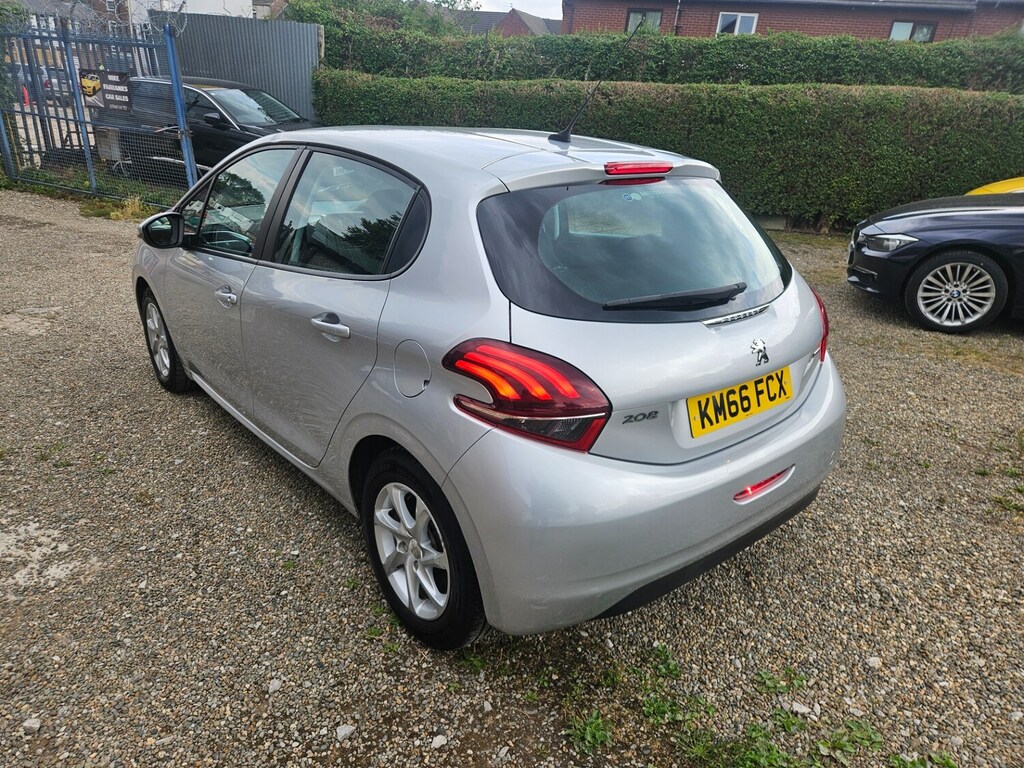 Peugeot 208 1.6 Bluehdi Active KM66FCX Silver #5