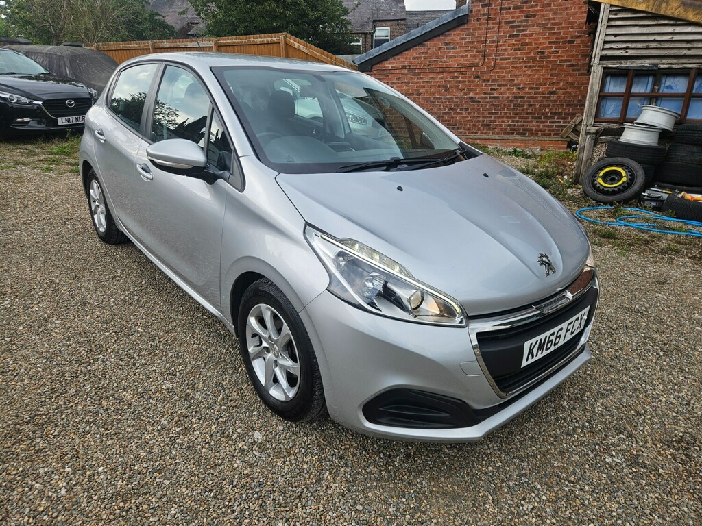 Peugeot 208 1.6 Bluehdi Active Silver