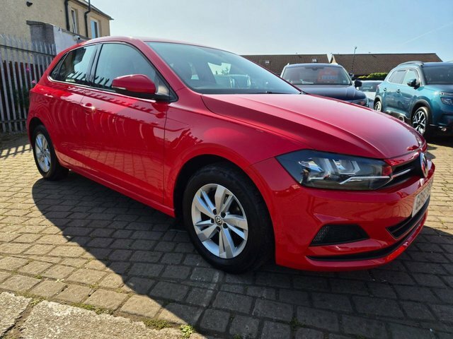 Volkswagen Polo Se Hatchback Red