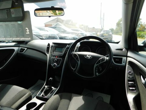 Hyundai I30 Active Automatic White #9