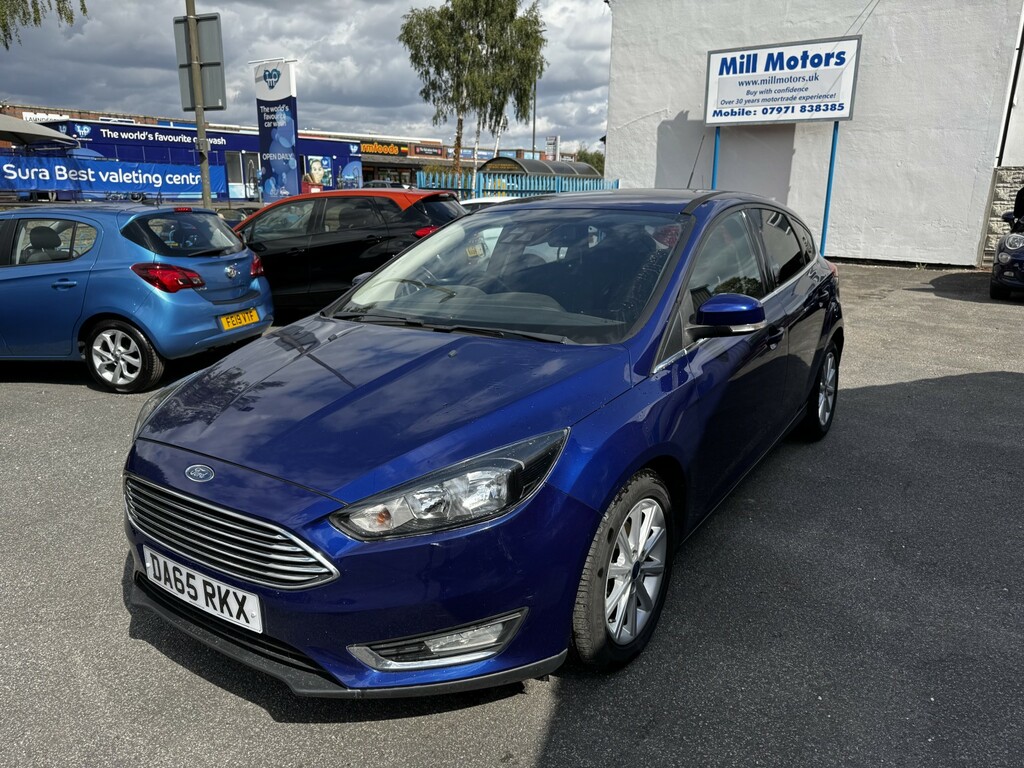 Ford Focus 1.0 T Ecoboost Titanium 2015 DA65RKX Blue