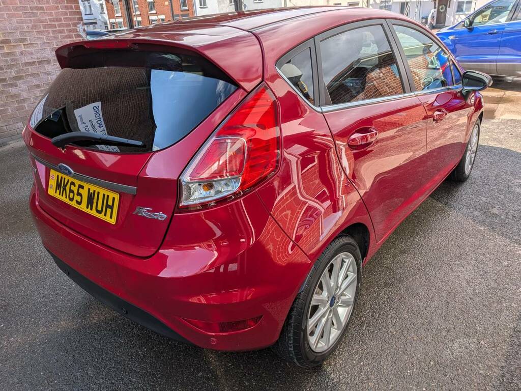 Ford Fiesta 1.0 Ecoboost Titanium Powershift Red #6