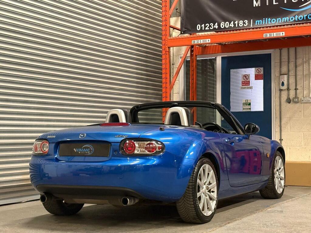 Mazda MX-5  Red #23