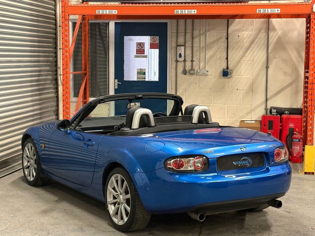 Mazda MX-5  Red #21