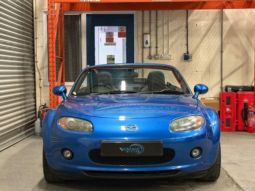 Mazda MX-5  Red #9