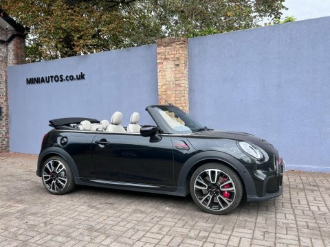 Mini Convertible 2.0 John Cooper Black