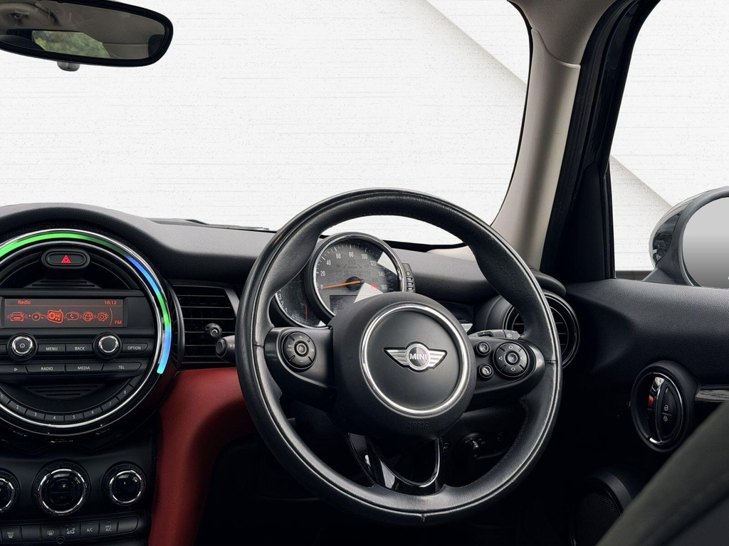 Mini Hatch 1.5 Cooper Blue #16