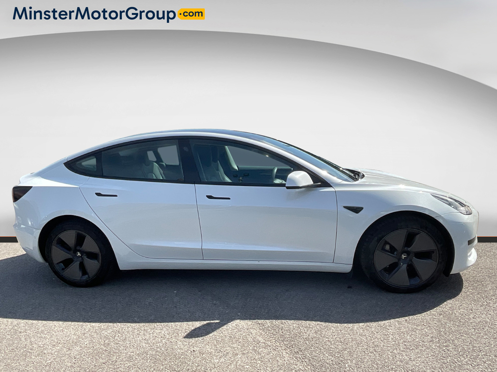 Tesla Model 3 Standard Range MA22FOM White #2