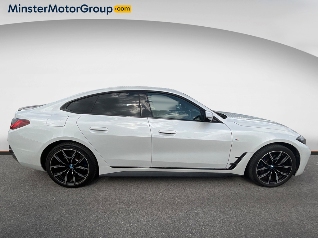 BMW i4 Edrive40 M Sport LA23YYC White #2