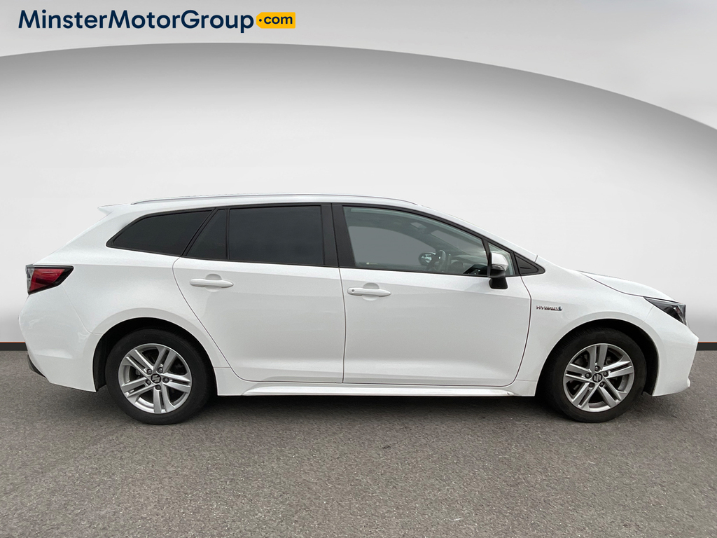 Suzuki Swace Motion Hev Cvt White #2
