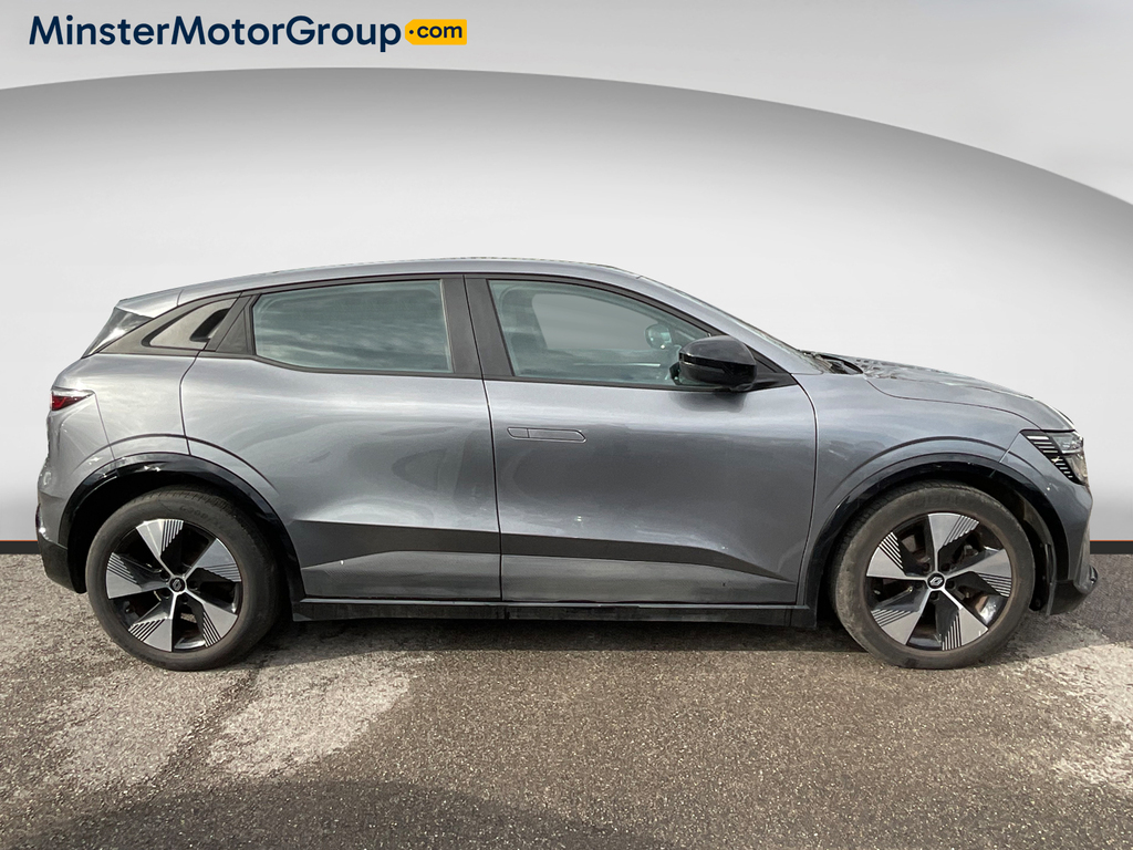 Renault Megane E-Tech Equilibre Ev Grey #2