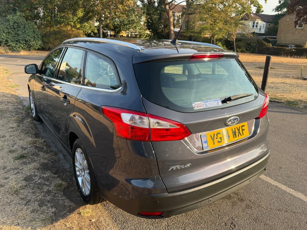 Ford Focus 1.6 Titanium Navigator Powershift Euro 5 YG14WXF Grey #5