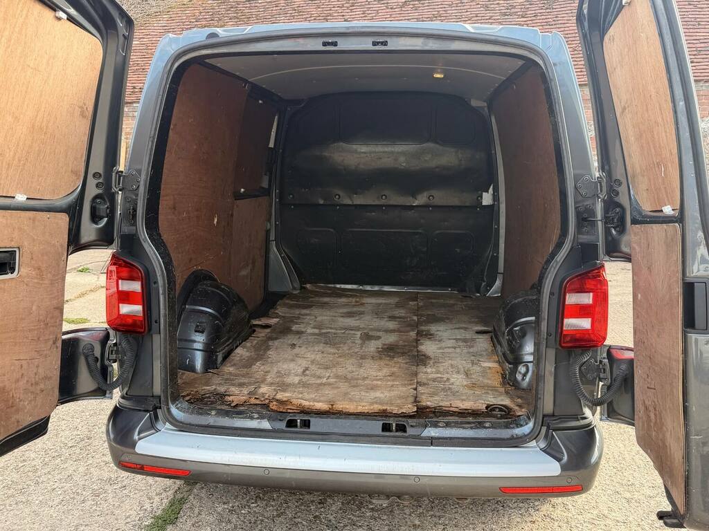 Volkswagen Transporter Panel Van Silver #18