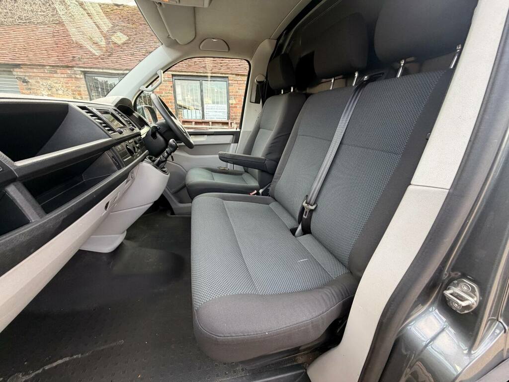 Volkswagen Transporter Panel Van Silver #14