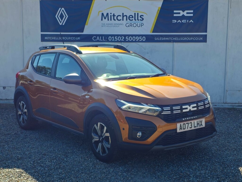 Dacia Sandero Stepway 1.0 Tce Journey Orange