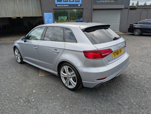 Audi A3 1.5 Tfsi Cod 35 S Line Sportback ST68UWF Silver #6