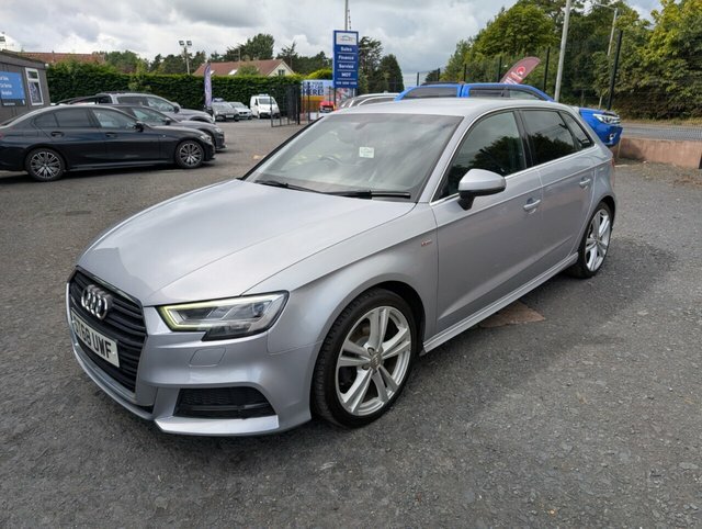 Audi A3 1.5 Tfsi Cod 35 S Line Sportback ST68UWF Silver #4